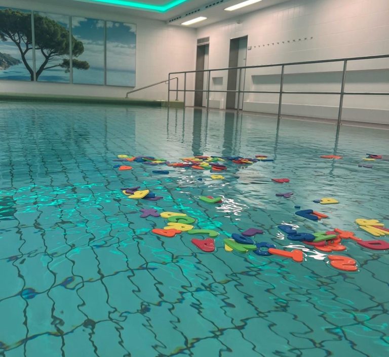 Franziskus Hospital Bielefeld, Schwimmkurse der Schwimmschule Bielefeld