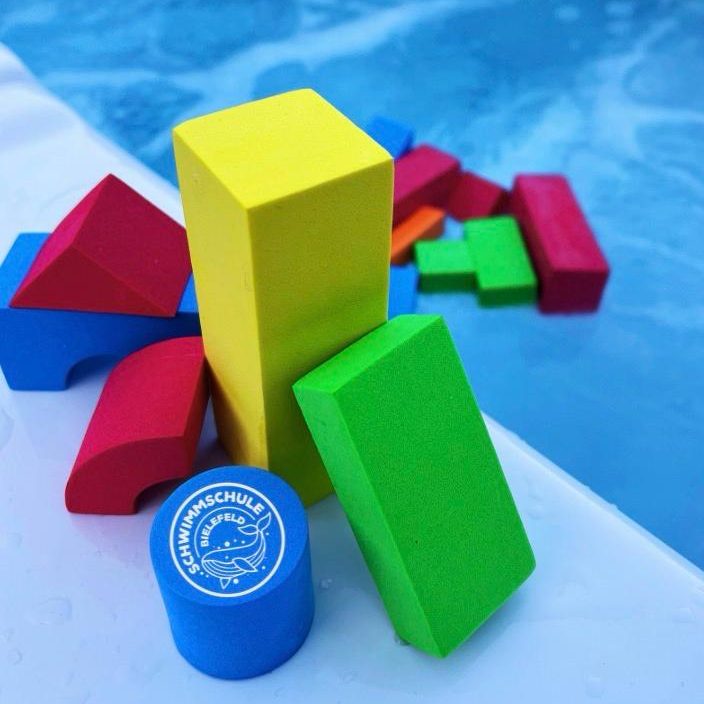 Aqua Basics Schwimmkurs in Bielefeld - optimaler Einstieg fürs Schwimmen lernen! Aqua Basics Schwimmkurs in Bielefeld - optimaler Einstieg fürs Schwimmen lernen!